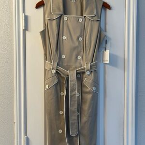 Stylish Sleeveless Trench Dress with White Trim